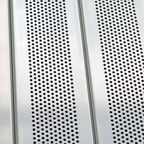 Puerta enrollable aluminio microperforado